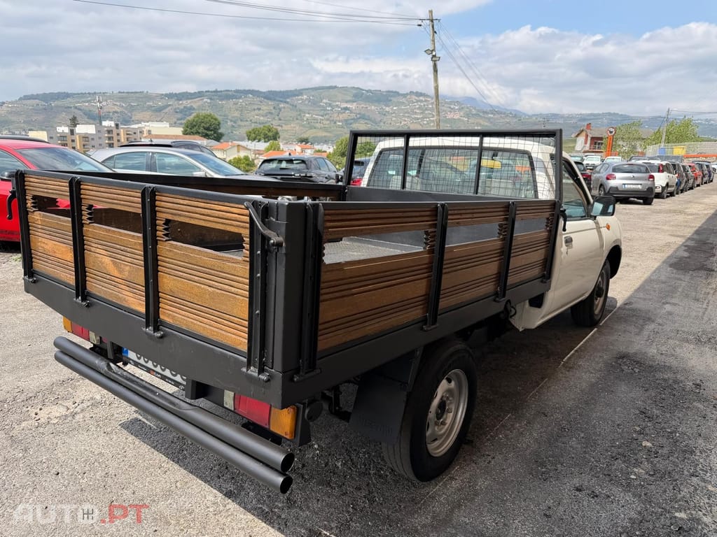 Nissan Pick Up 2.5 TD KC Navara