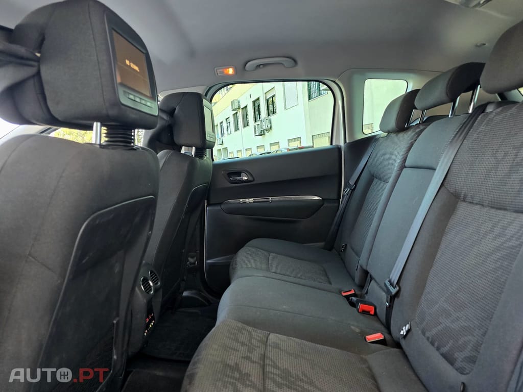Peugeot 3008 2000 HDi hybrid4