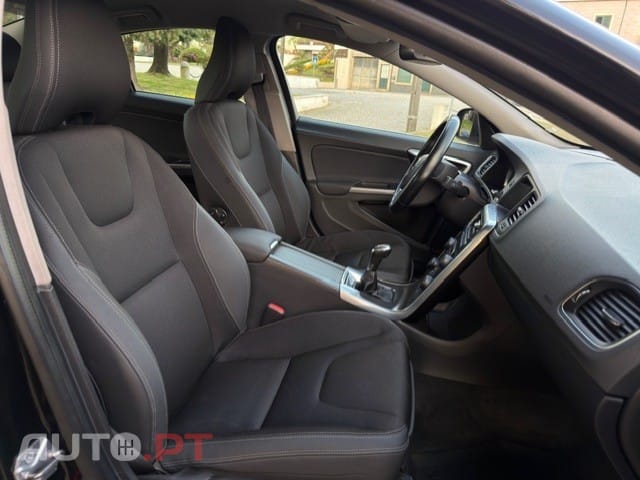 Volvo S60 2.0 D4 Momentum