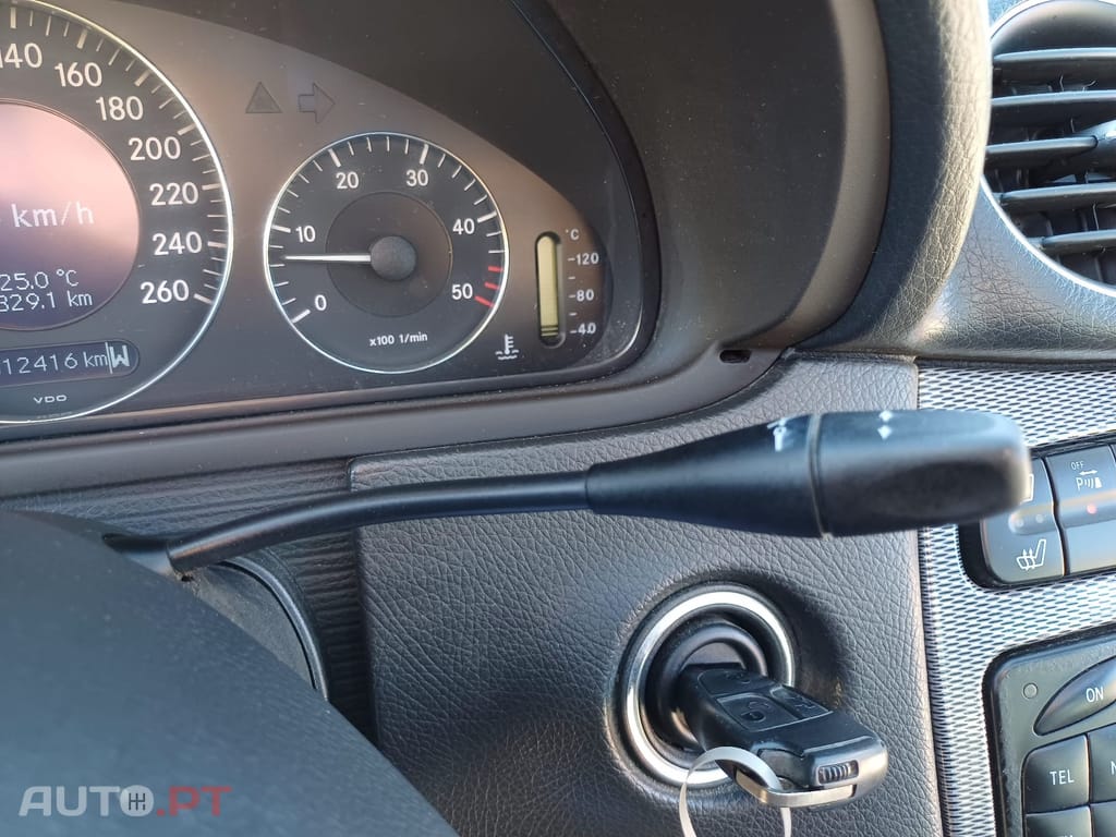 Mercedes-Benz CLK 270 Outro