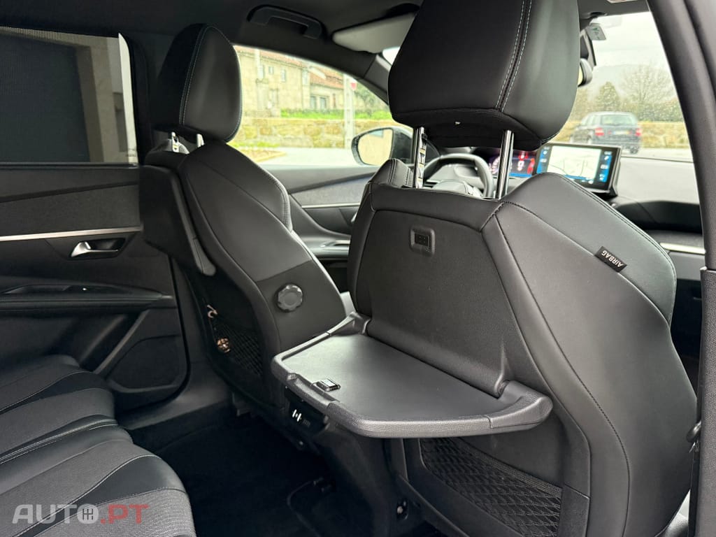 Peugeot 5008 1.5 BlueHDi Allure EAT8