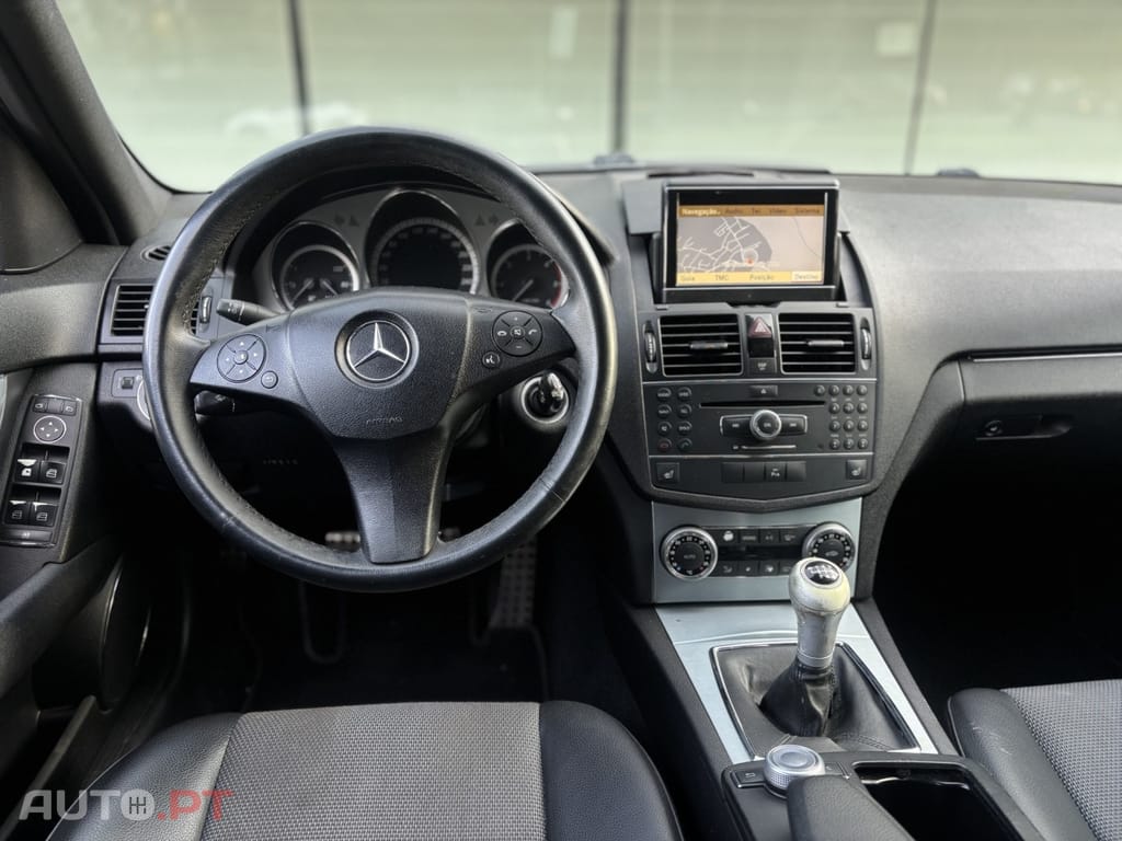 Mercedes-Benz C 220 AMG