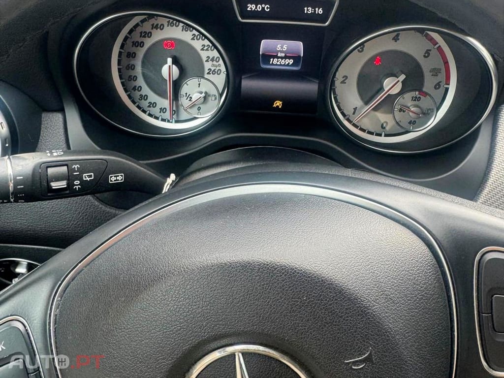 Mercedes-Benz GLA 180 CDI STYLE