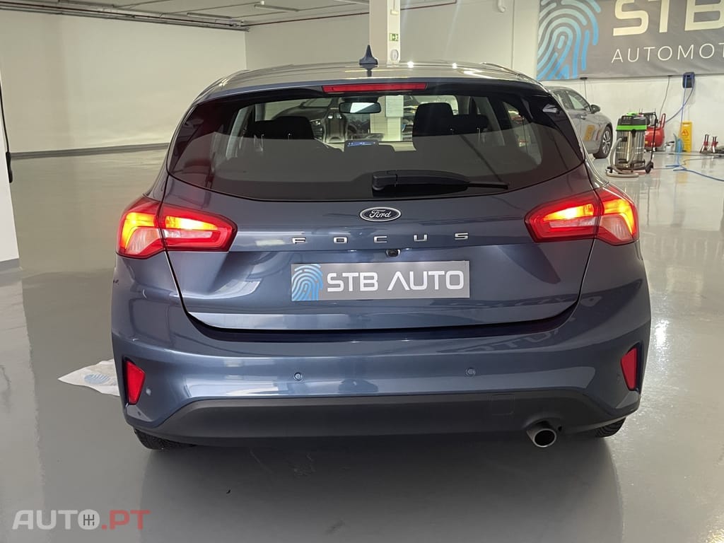 Ford Focus 1.0 EcoBoost CONNECTED