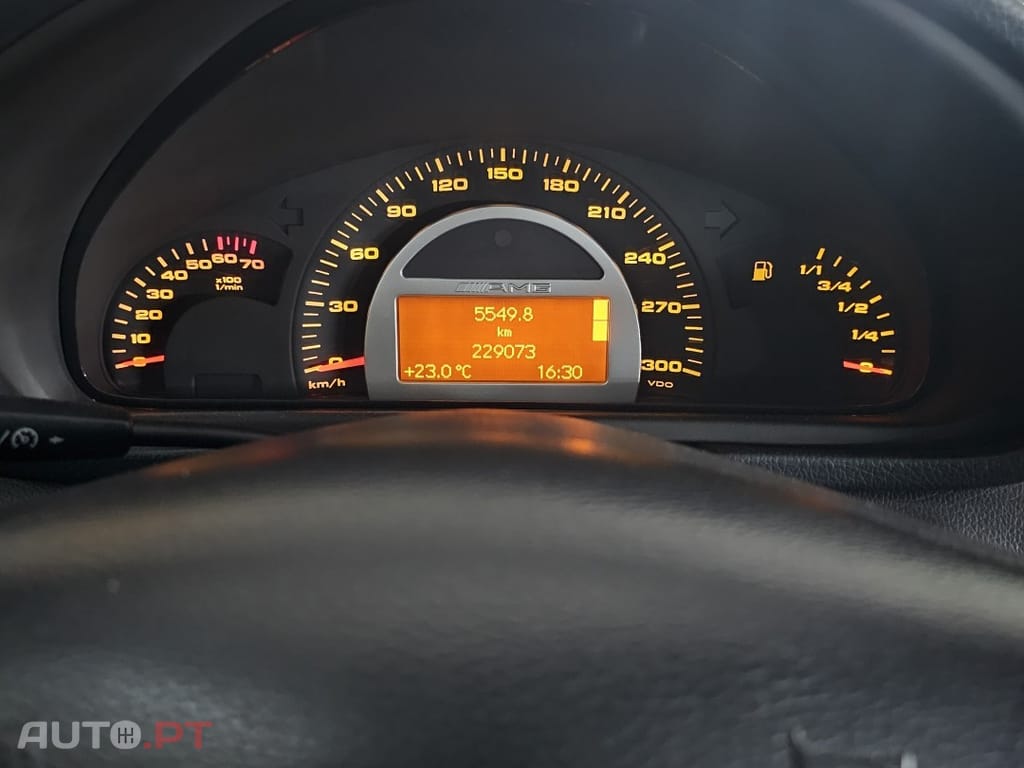Mercedes-Benz C 32 AMG V6 KOMPRESSOR