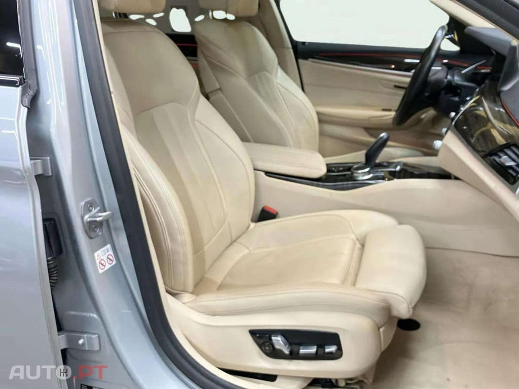 BMW 530 e iPerformance Line Luxury