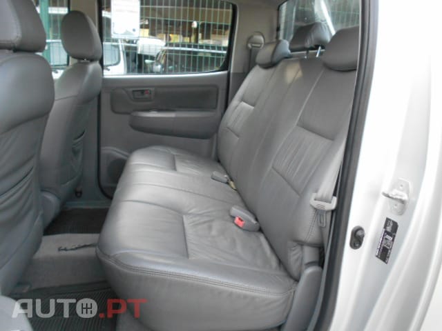 Toyota Hilux Traker 3.0D-4D OFF ROAD