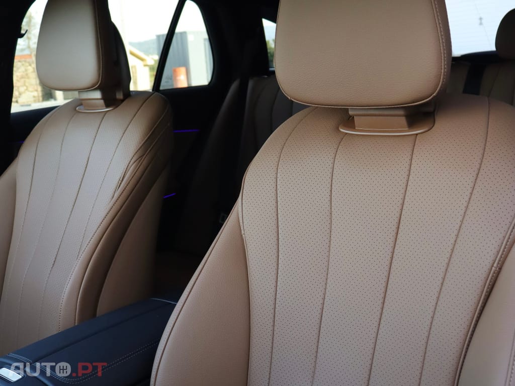 Mercedes-Benz E 300 e AMG Line — fotografia 28