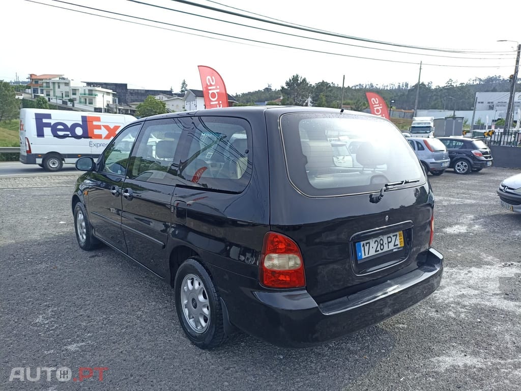 Kia Carnival 2.9 CRDI 7 Lug