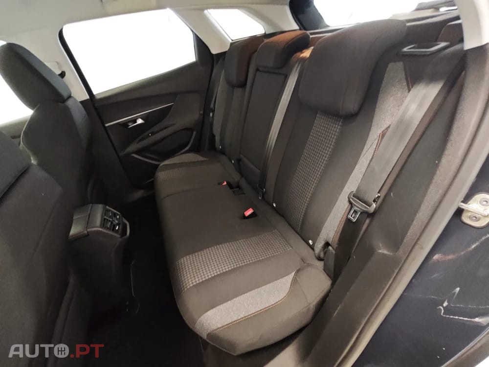 Peugeot 3008 BlueHDi 130 Stop & Start Active Pack