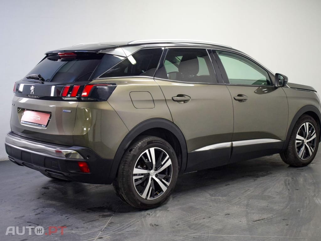 Peugeot 3008 Allure 1.2 PureTech 130 cv CVM6