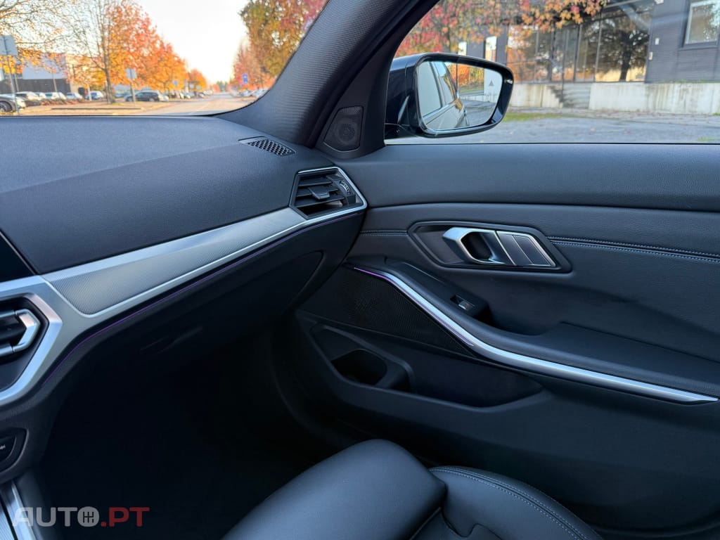 BMW 320 e Touring Pack M Auto