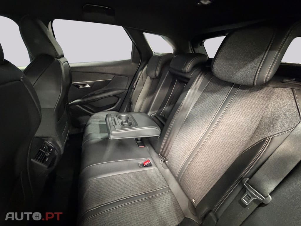 Peugeot 3008 1.5 GTLINE EAT8