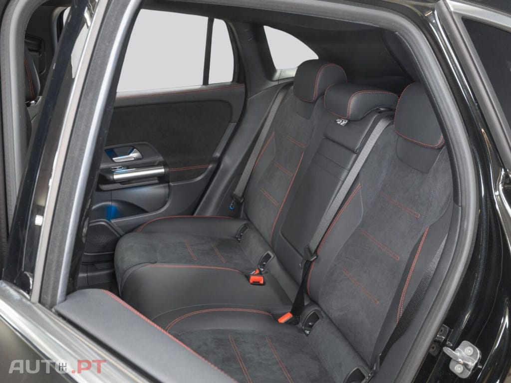 Mercedes-Benz EQA I.V.A DEDUTIVEL 350 4M AMG LED