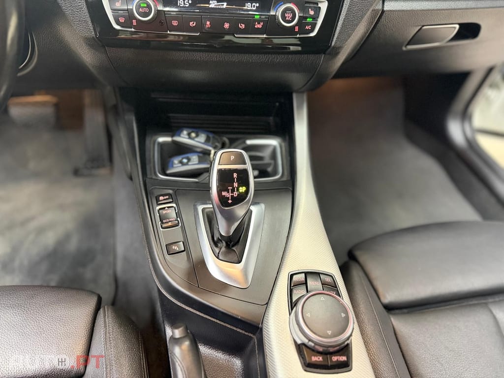 BMW 225 d Pack M Auto