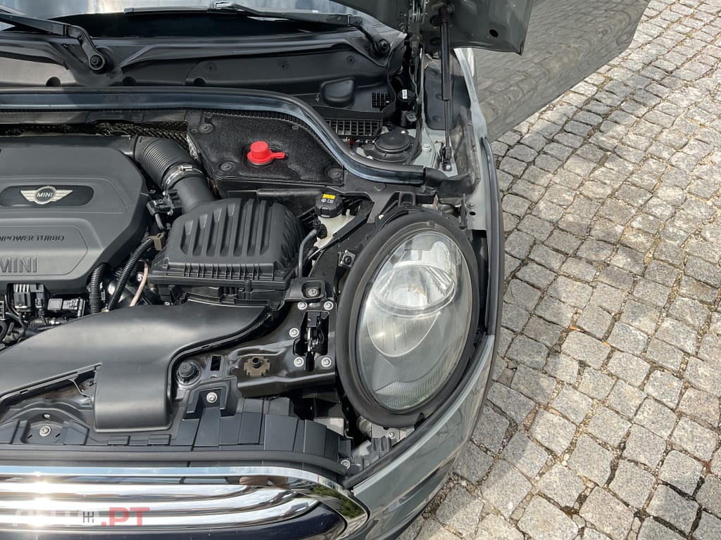 MINI Cooper Cooper D