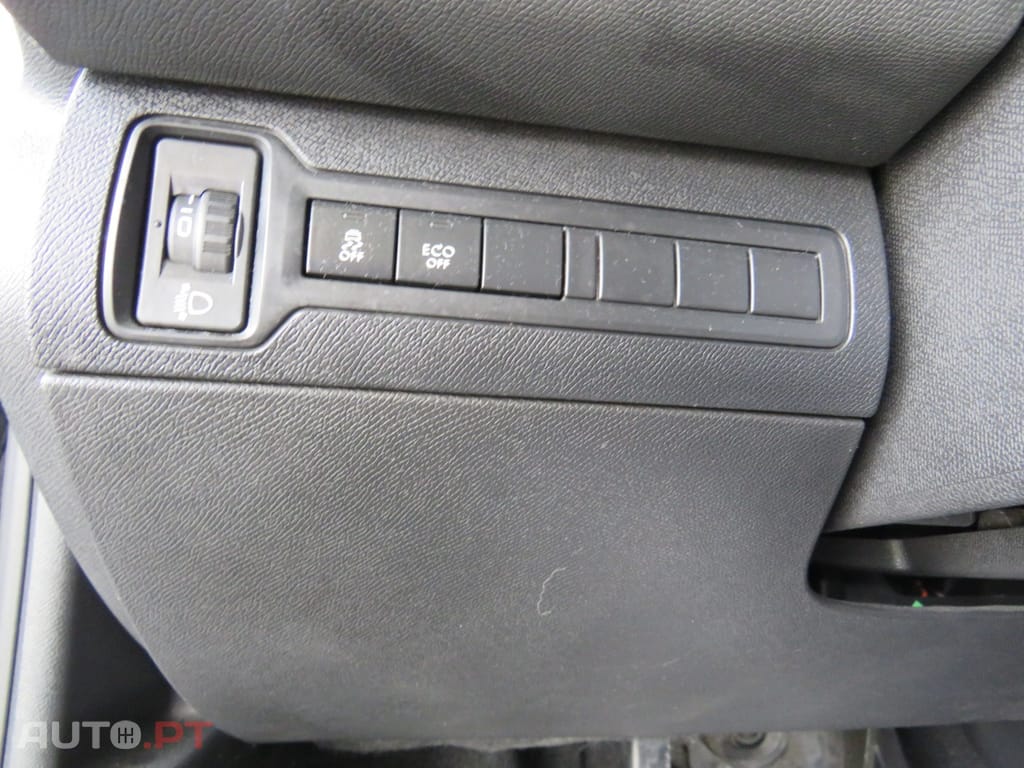 Peugeot 308 SW 1.6 HDI Panorâmico