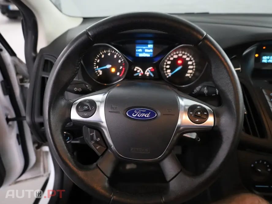 Ford Focus 1.0 EcoBoost S&S COOL&CONNECT