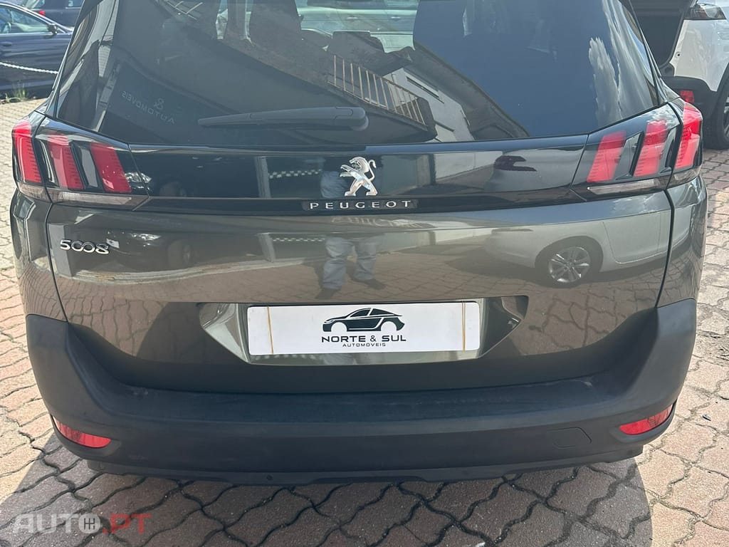 Peugeot 5008 1.5 Blue Hdi