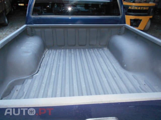 Mitsubishi L200 Strakar 2.5TD 4x4