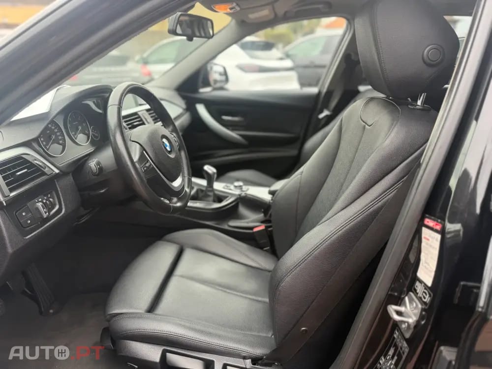 BMW 318 Touring Efficient Dynamics