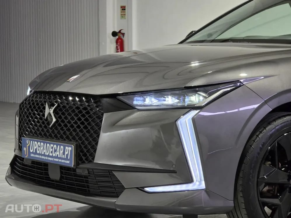 DS DS4 E-TENSE 225 PERFORMANCE LINE+