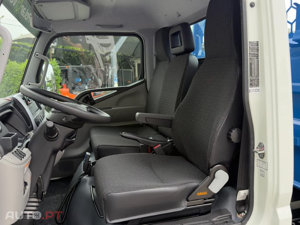 Mitsubishi Canter 3 S 15 TRI-BASCULANTE