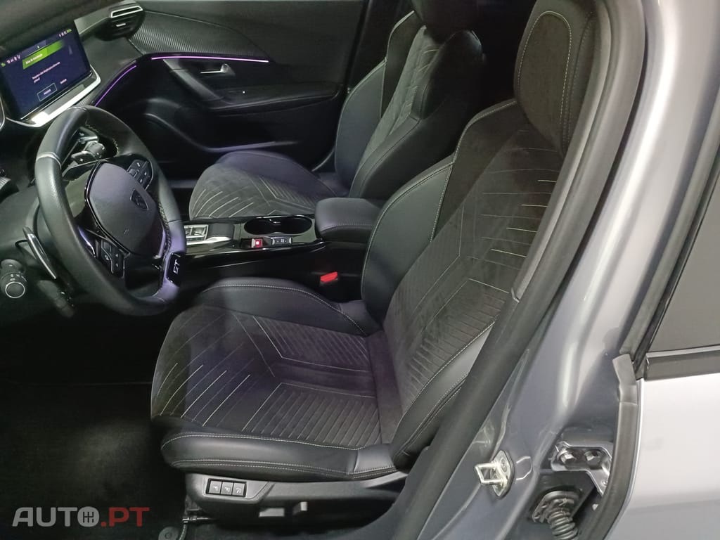 Peugeot 2008 1.5 BlueHDi GT Pack EAT8