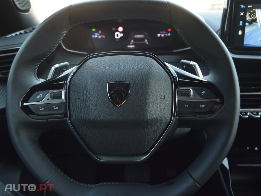 Peugeot 2008 1.2 PureTech Allure Pack EAT8