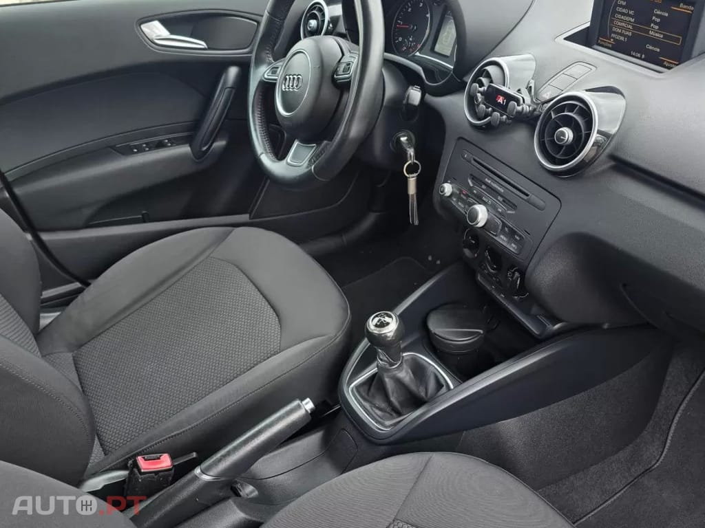 Audi A1 1.6 TDI S-line