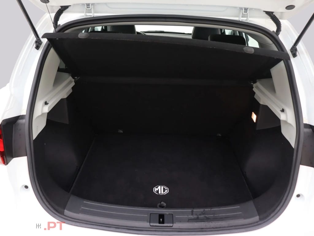 MG ZS EV Luxury 72 kWh FWD I.V.A DEDUTIVEL 