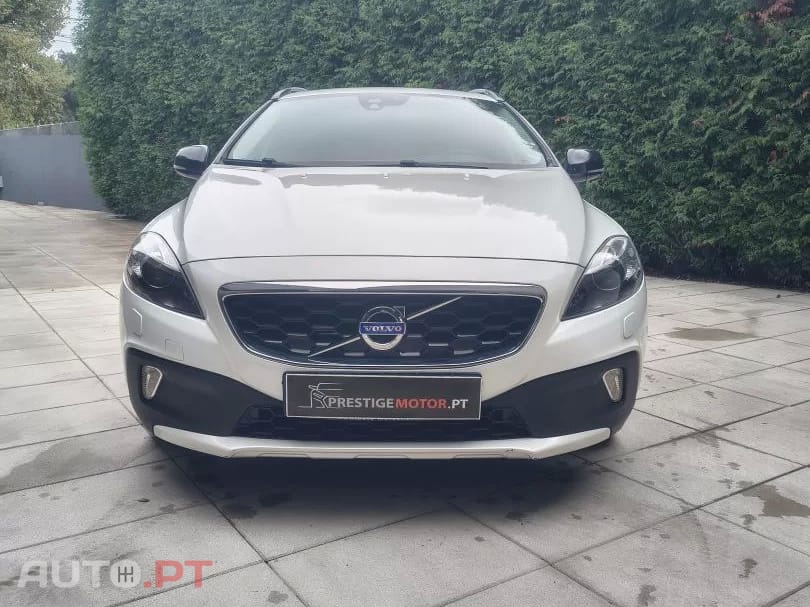 Volvo V40 Cross Country D2 You