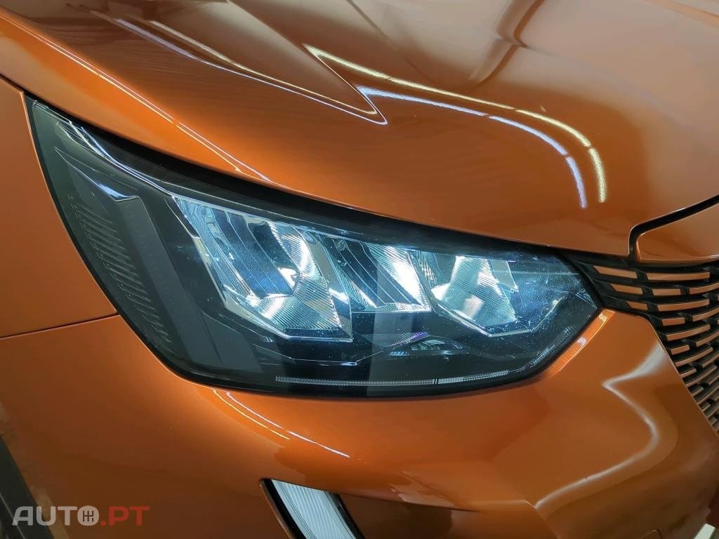 Peugeot E-2008 50 kWh Active Pack