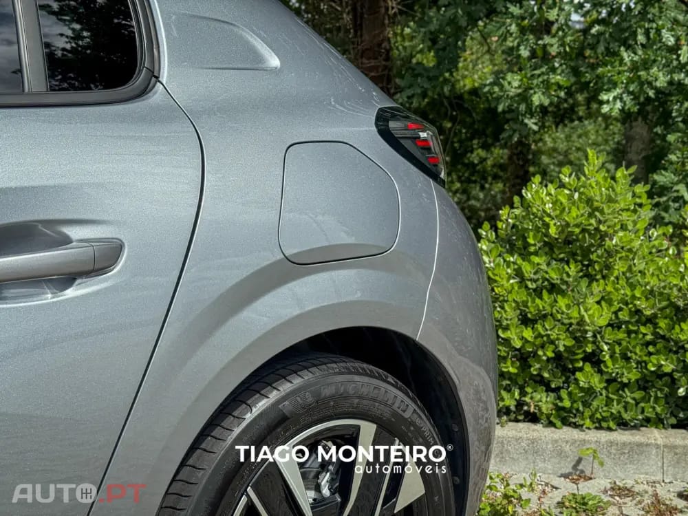 Peugeot 208 1.2 PureTech Allure