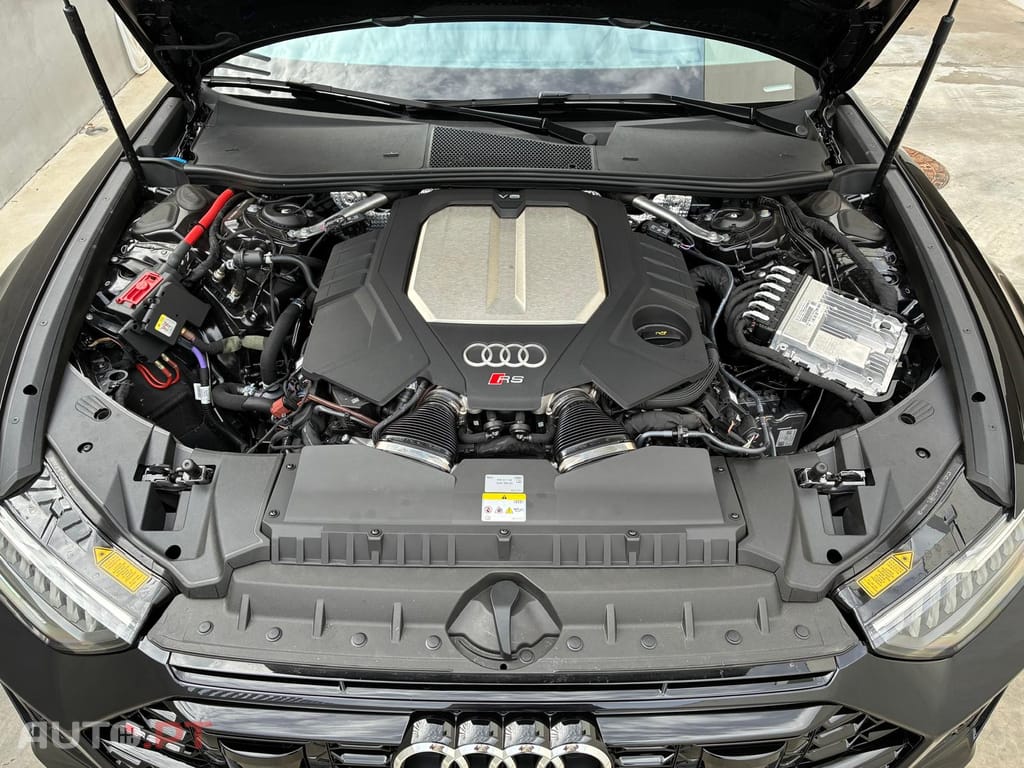 Audi RS6 Avant 4.0 TFSI Performance quattro Tiptronic
