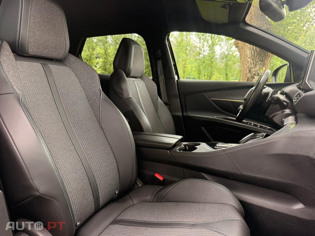 Peugeot 3008 1.2 PureTech Allure Pack EAT8