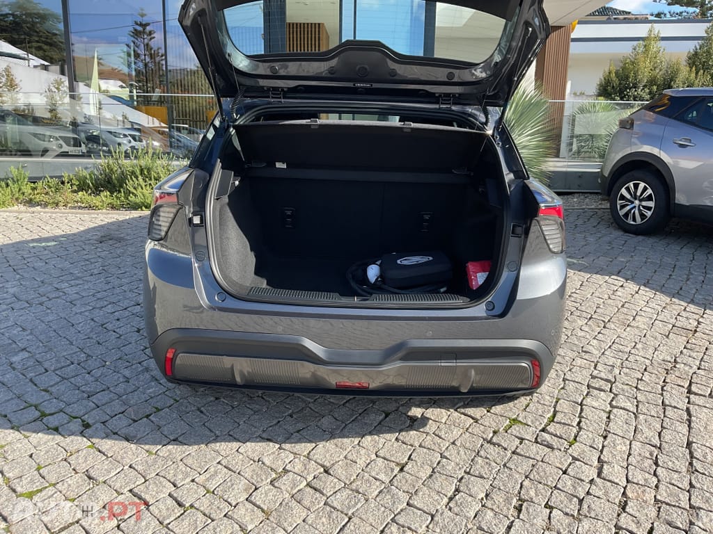 MG MG4 51 kWh Standard