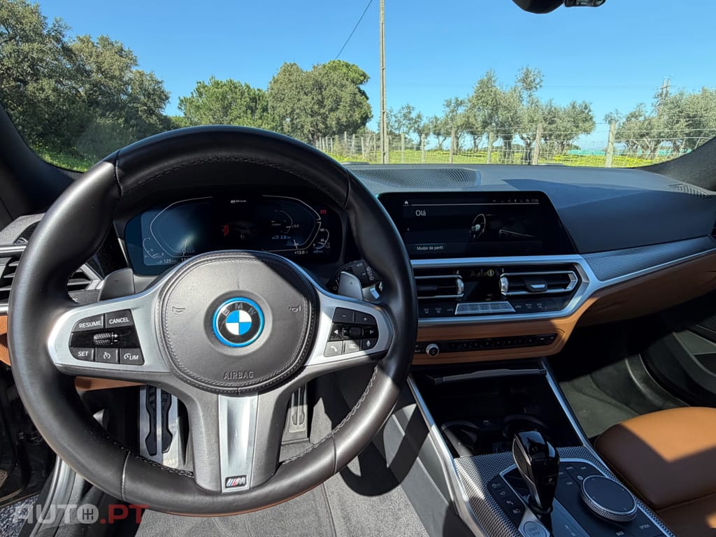 BMW 320 320e Touring Pack M