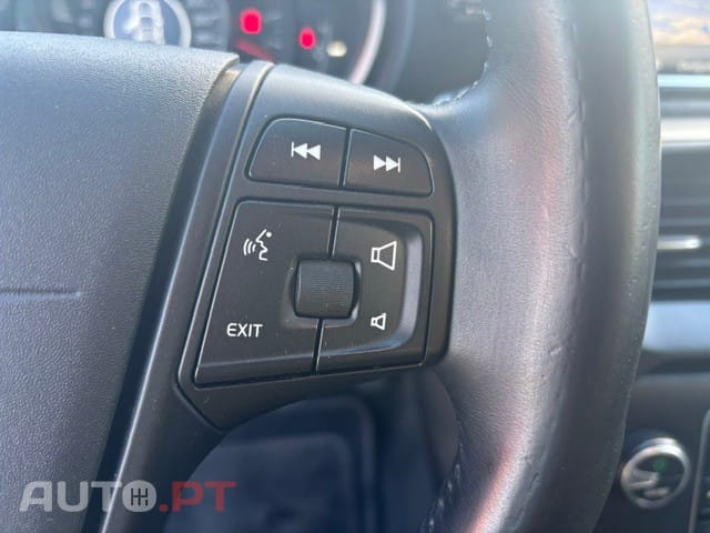 Volvo V40 D2