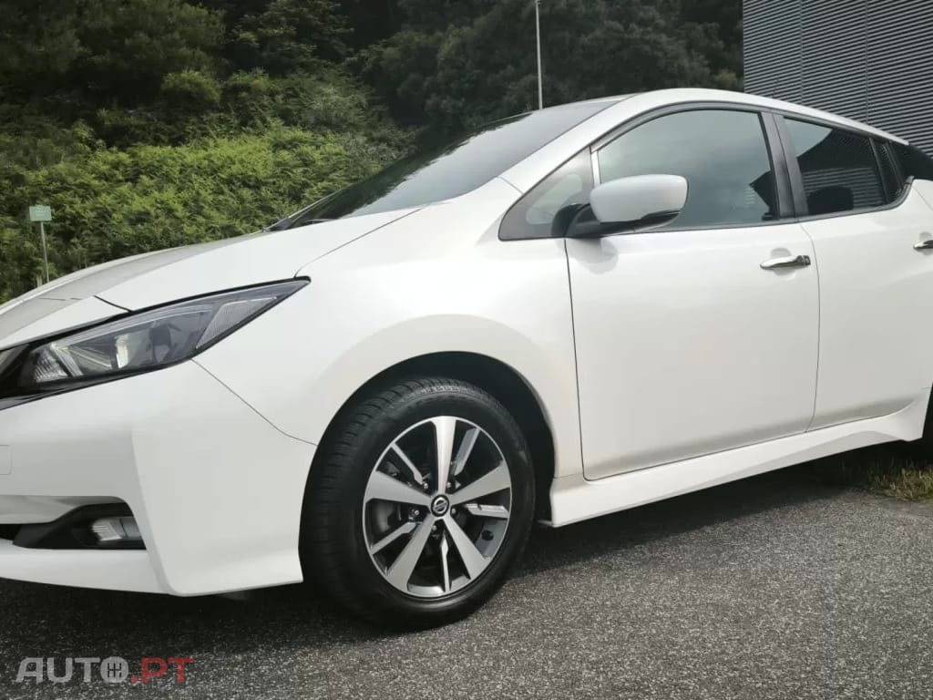 Nissan Leaf 40 kWh TEKNA