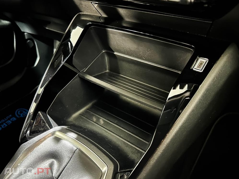 Peugeot 2008 1.2 PureTech Allure Pack