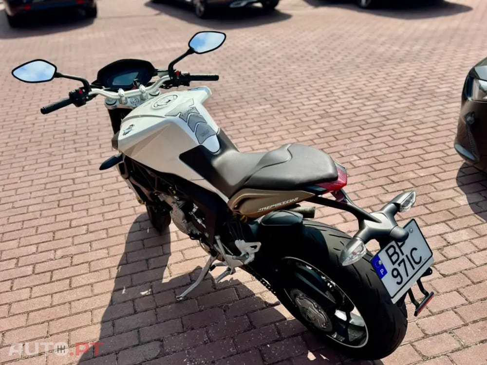 Mv Agusta Brutale MV Agusta Brutale 675
