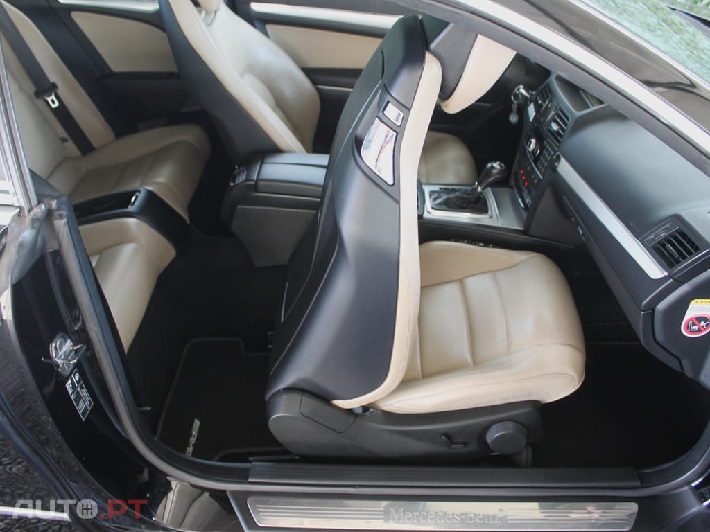 Mercedes-Benz E 250 CGi Avantgarde BlueEfficiency Auto