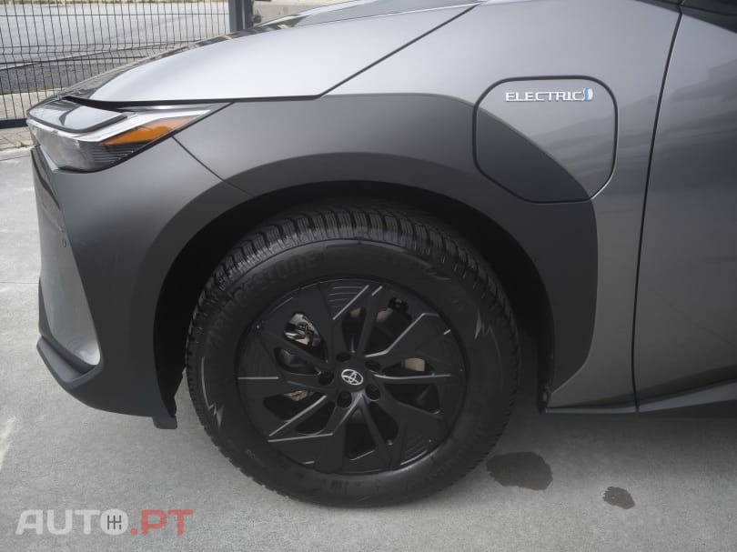 Toyota bZ4X 71,4 kWh Exclusive