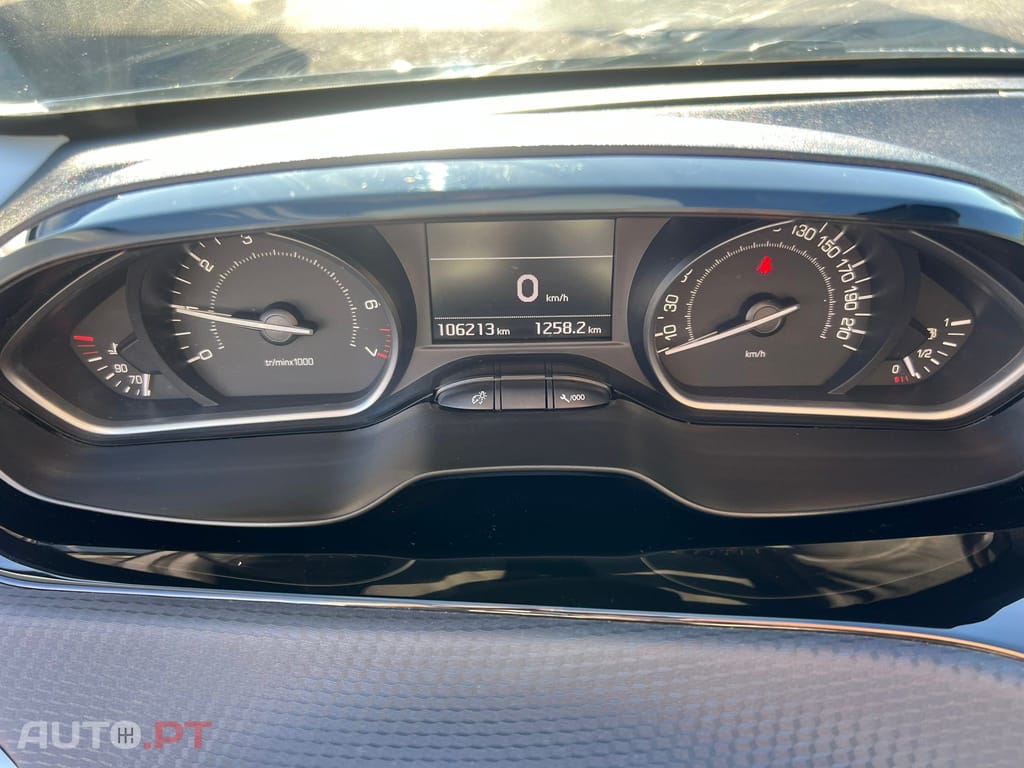 Peugeot 208 1.2 PureTech GT Line