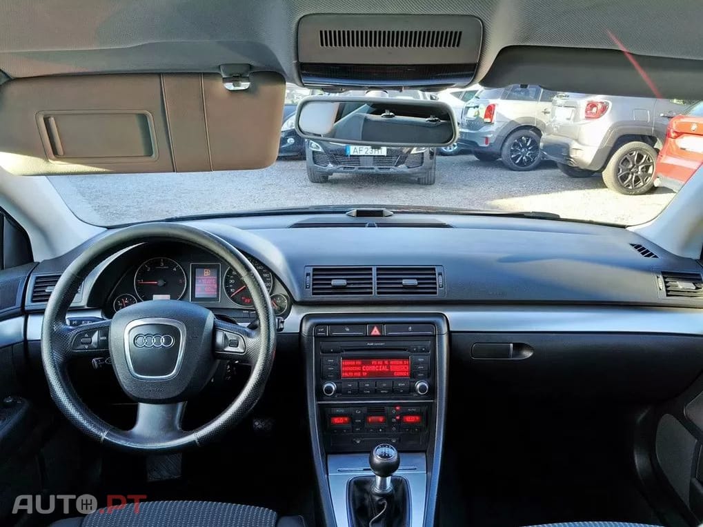 Audi A4 2.0 TDI S-line