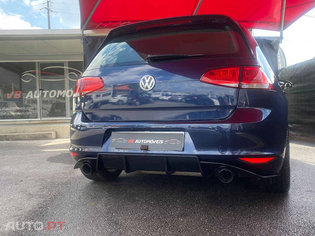 Volkswagen Golf 1.6 TDi BlueMotion Confortline
