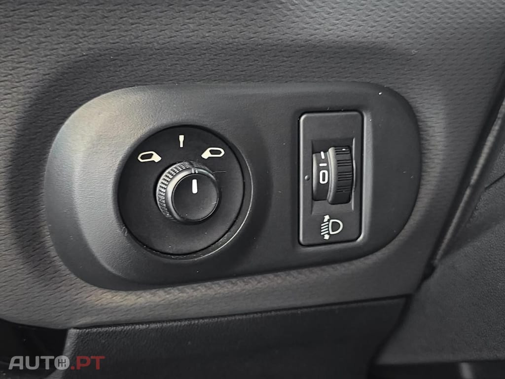 Citroen C4 Cactus 1.6 BlueHDi Shine