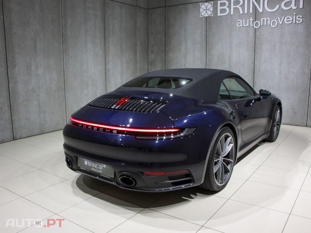Porsche 992 Carrera Cabriolet PDK