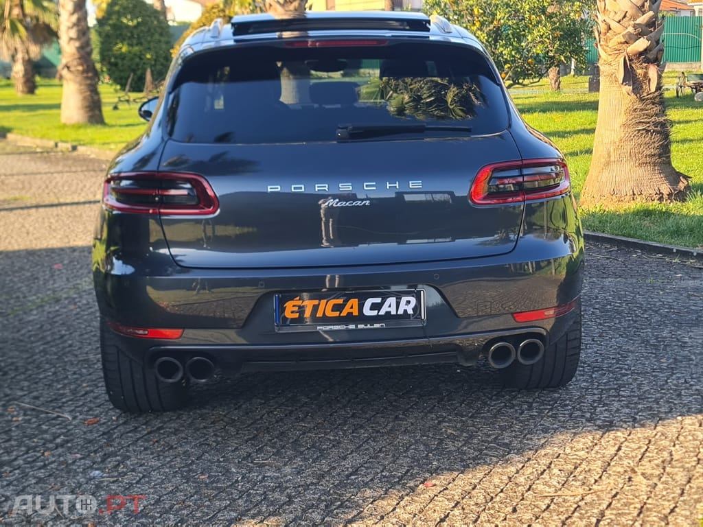 Porsche Macan Outro